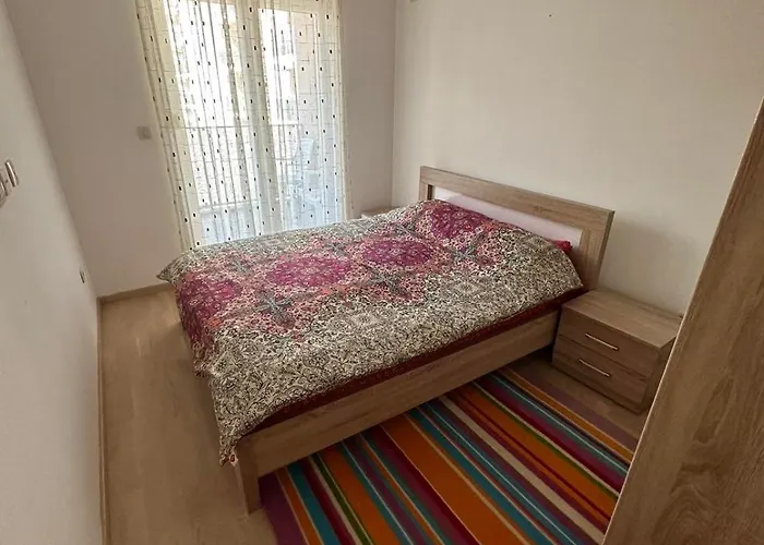 Marija Kvart Daire *