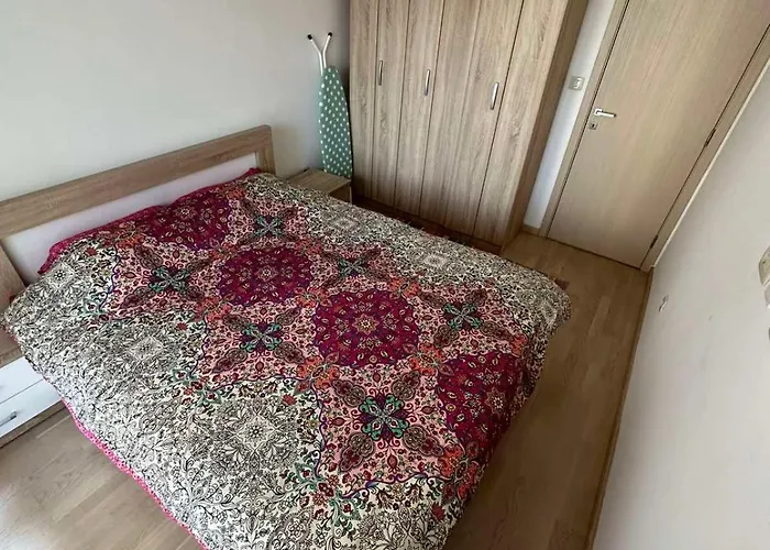 Marija Kvart Daire *