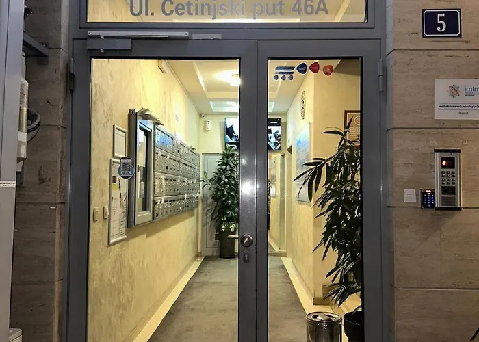 Daire Marija Kvart Podgoriçe