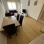Apartament Marija Kvart *